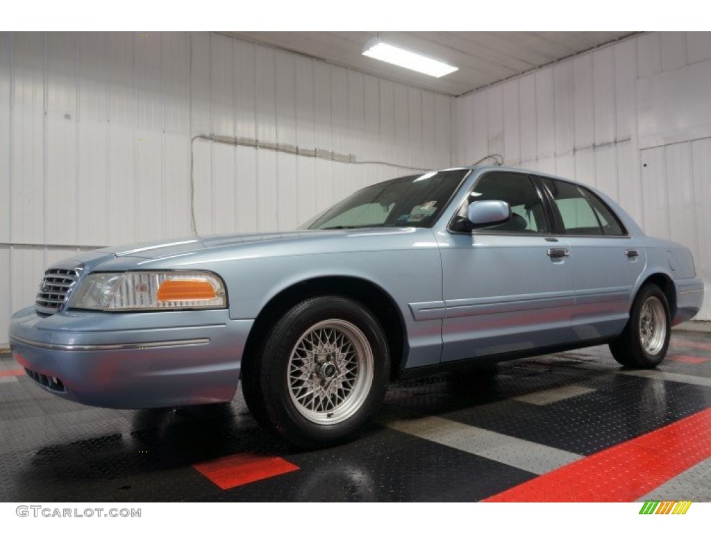 2001 Crown Victoria LX - Light Blue Metallic / Dark Charcoal photo #2