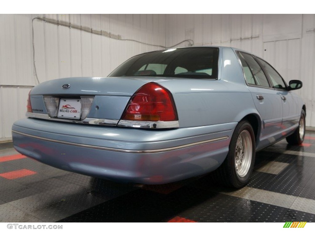 2001 Crown Victoria LX - Light Blue Metallic / Dark Charcoal photo #8