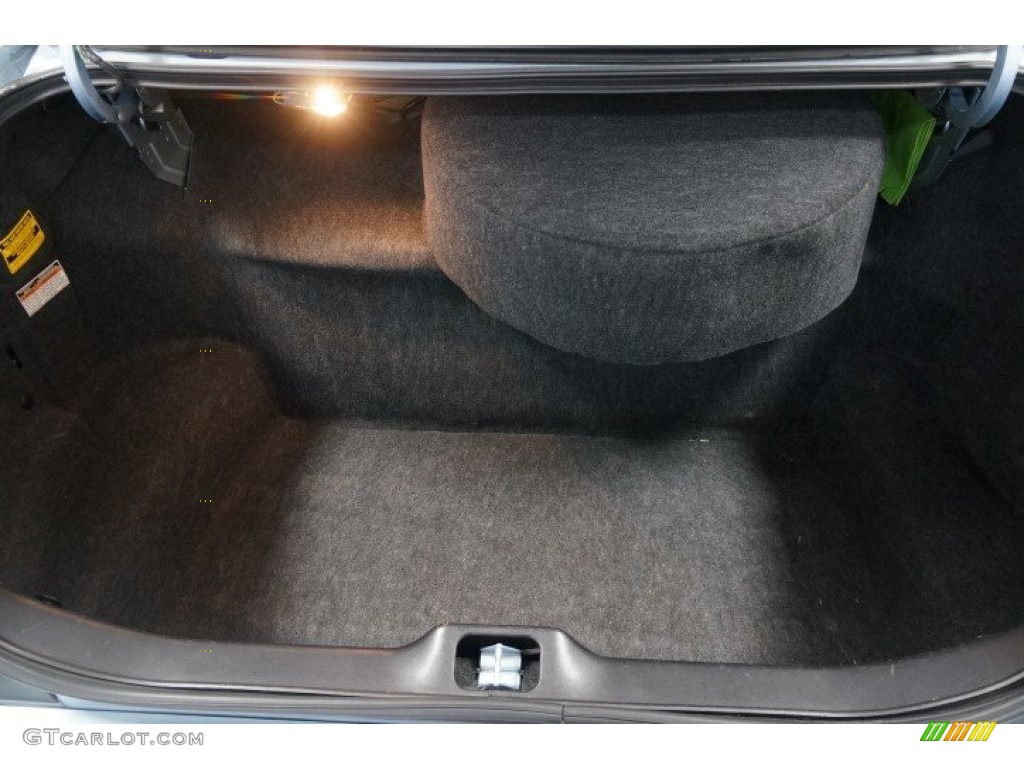 2001 Crown Victoria LX - Light Blue Metallic / Dark Charcoal photo #19