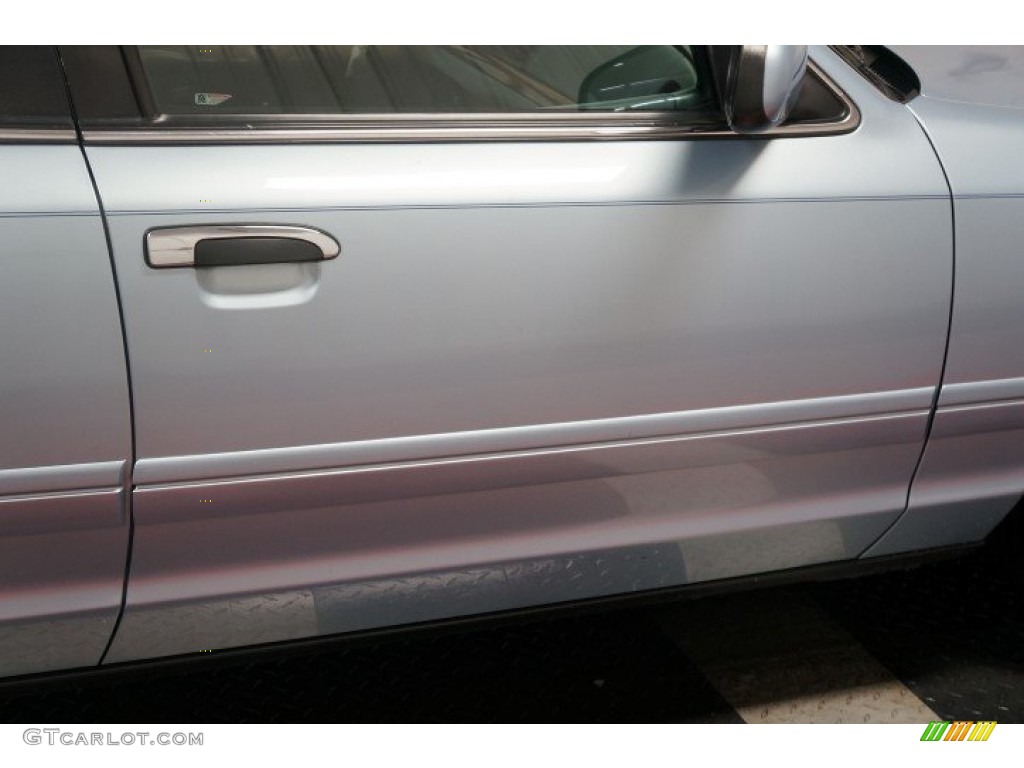 2001 Crown Victoria LX - Light Blue Metallic / Dark Charcoal photo #43