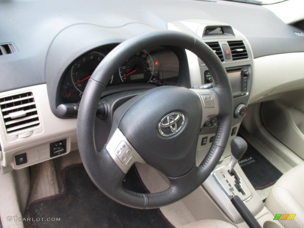 2013 Corolla LE Special Edition - Black Currant Metallic / Bisque photo #8