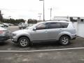 2010 Cool Silver Metallic Mitsubishi Outlander ES 4WD  photo #2