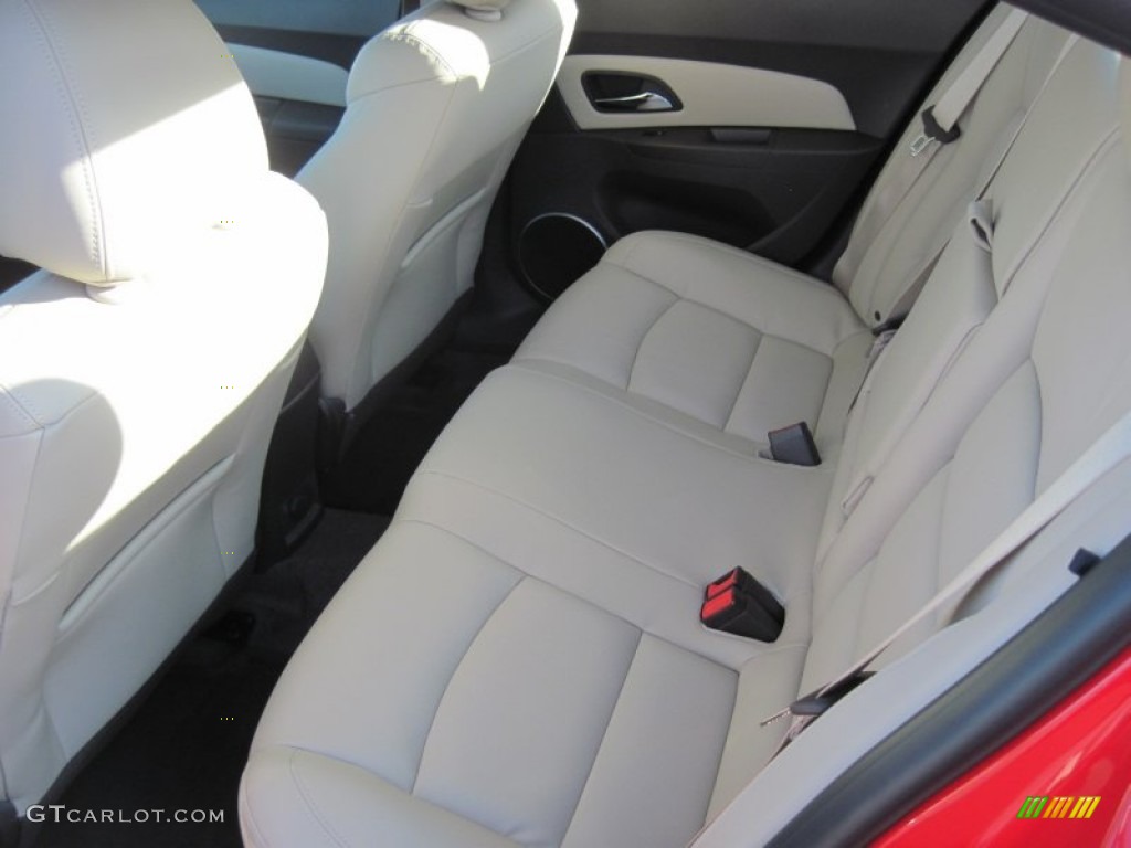 Cocoa/Light Neutral Interior 2015 Chevrolet Cruze LTZ Photo #102668494