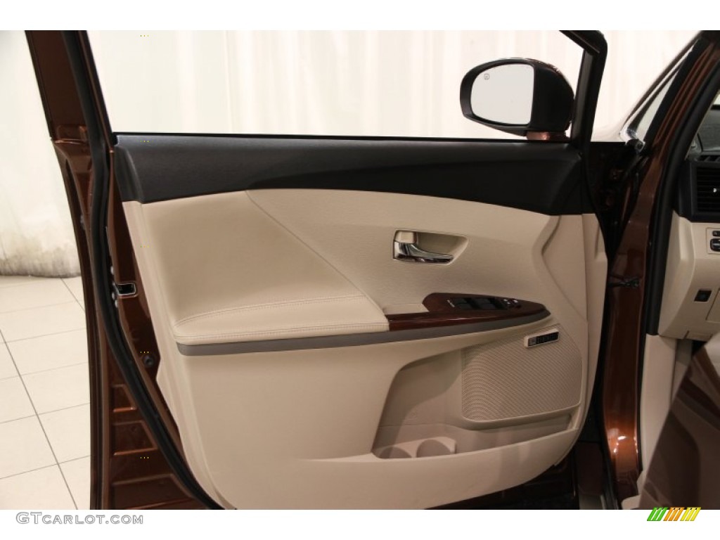 2012 Venza Limited - Sunset Bronze Mica / Ivory photo #4