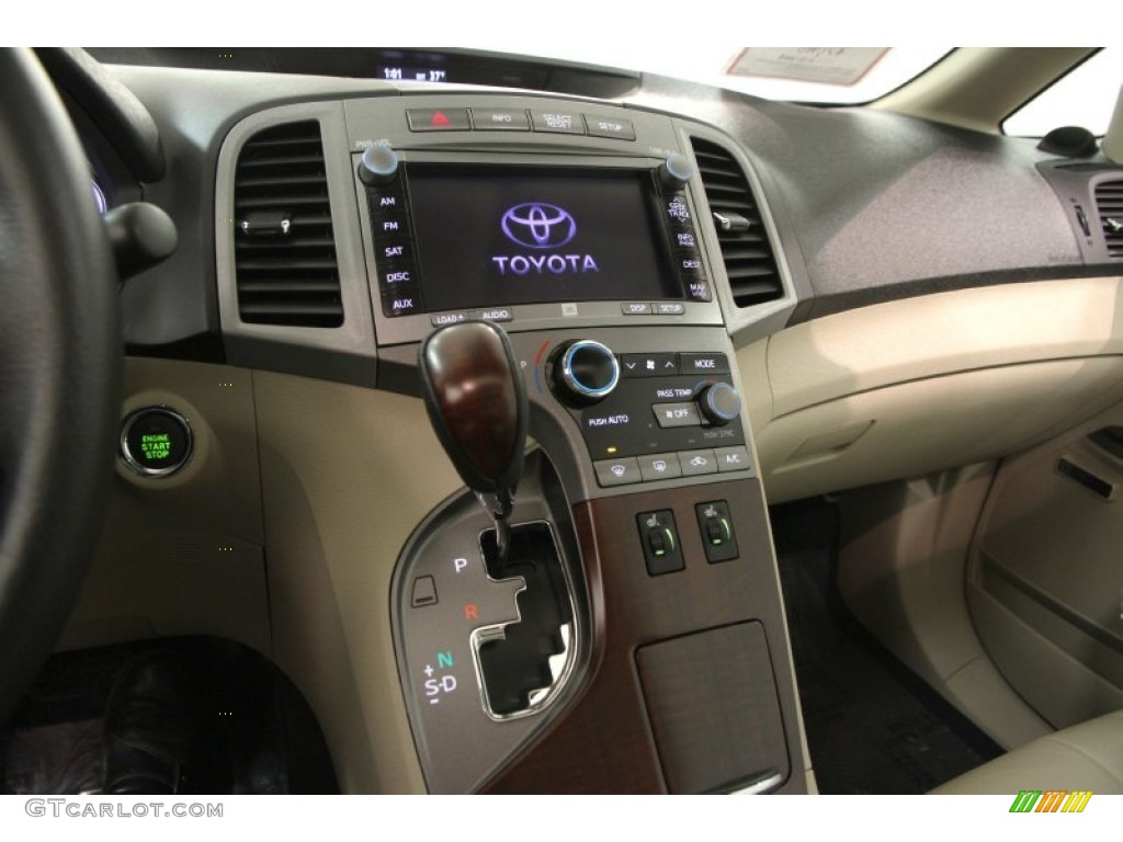 2012 Venza Limited - Sunset Bronze Mica / Ivory photo #10