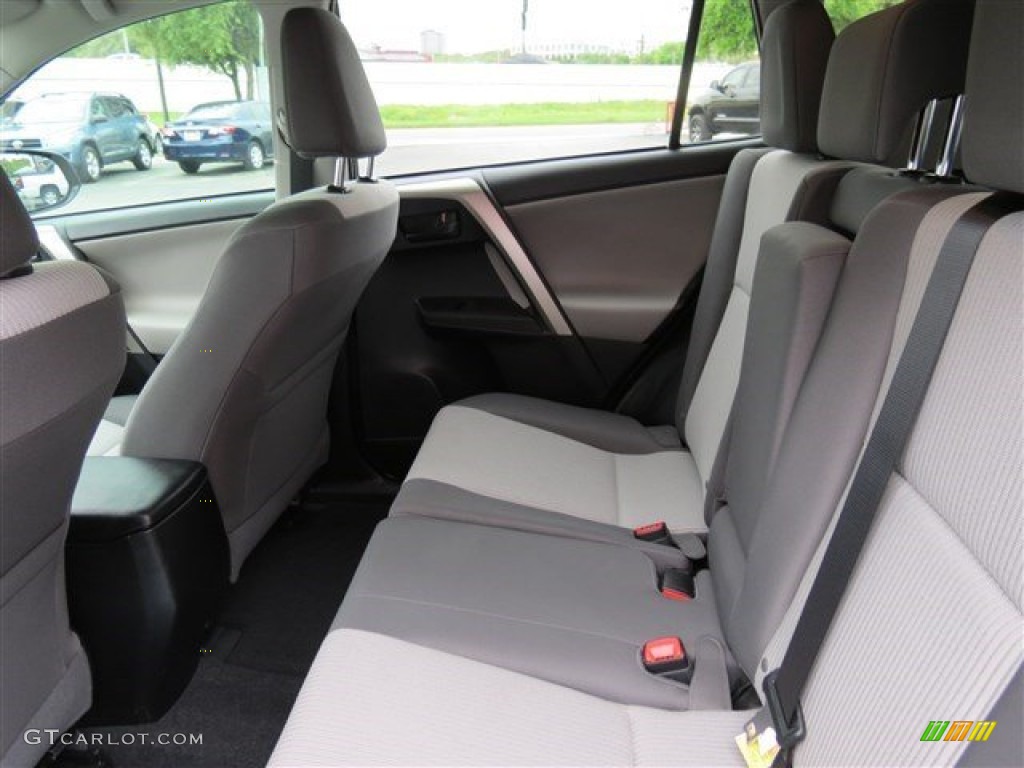 2014 Toyota RAV4 LE Rear Seat Photos