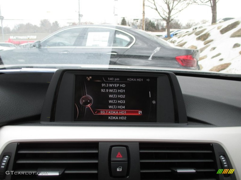 2015 3 Series 320i xDrive Sedan - Glacier Silver Metallic / Black photo #16