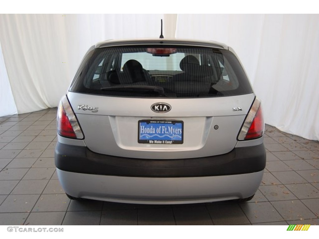 2006 Rio Rio5 SX Hatchback - Silver / Gray photo #7