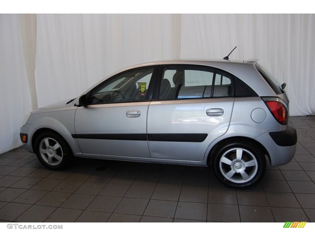 2006 Rio Rio5 SX Hatchback - Silver / Gray photo #11