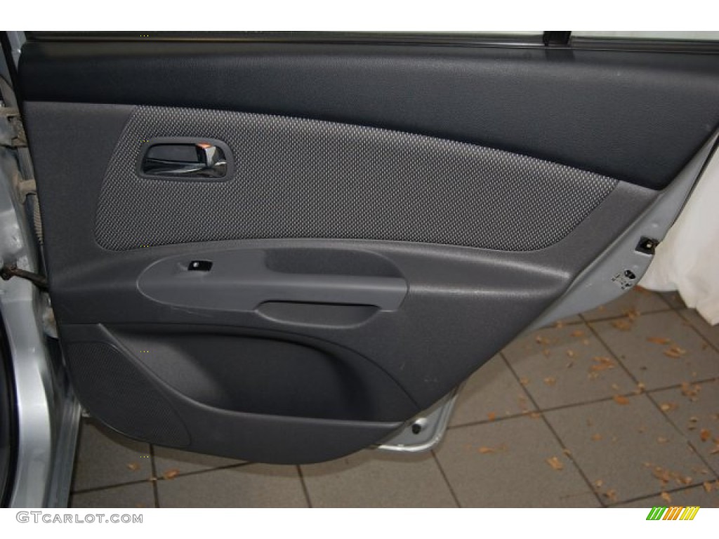 2006 Rio Rio5 SX Hatchback - Silver / Gray photo #26