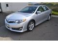 Classic Silver Metallic - Camry SE Photo No. 4