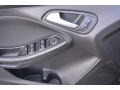 Magnetic Metallic - Focus SE Sedan Photo No. 6