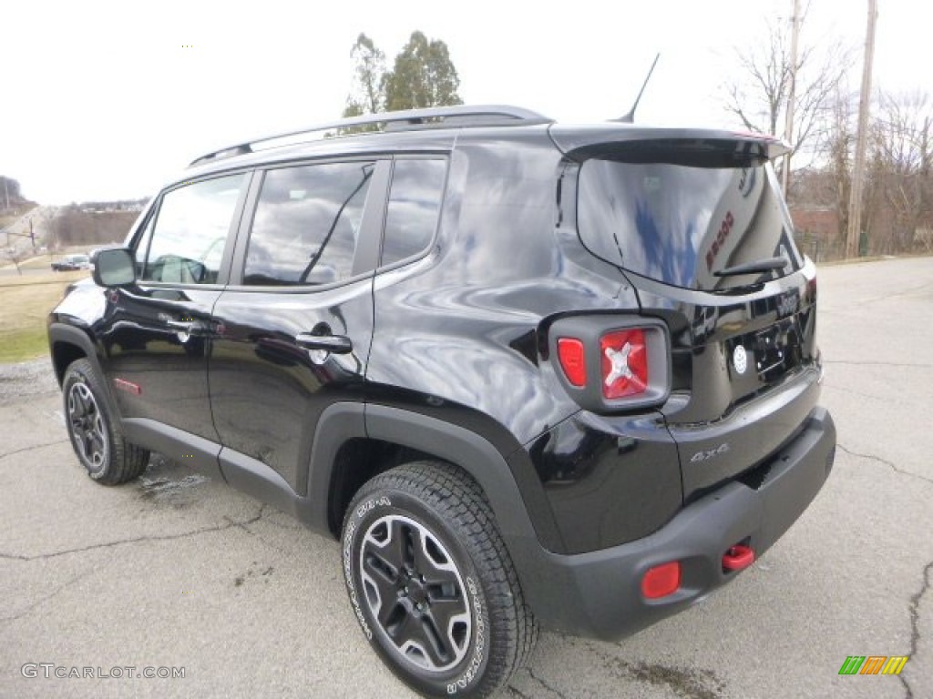 Black 2015 Jeep Renegade Trailhawk 4x4 Exterior Photo #102681598