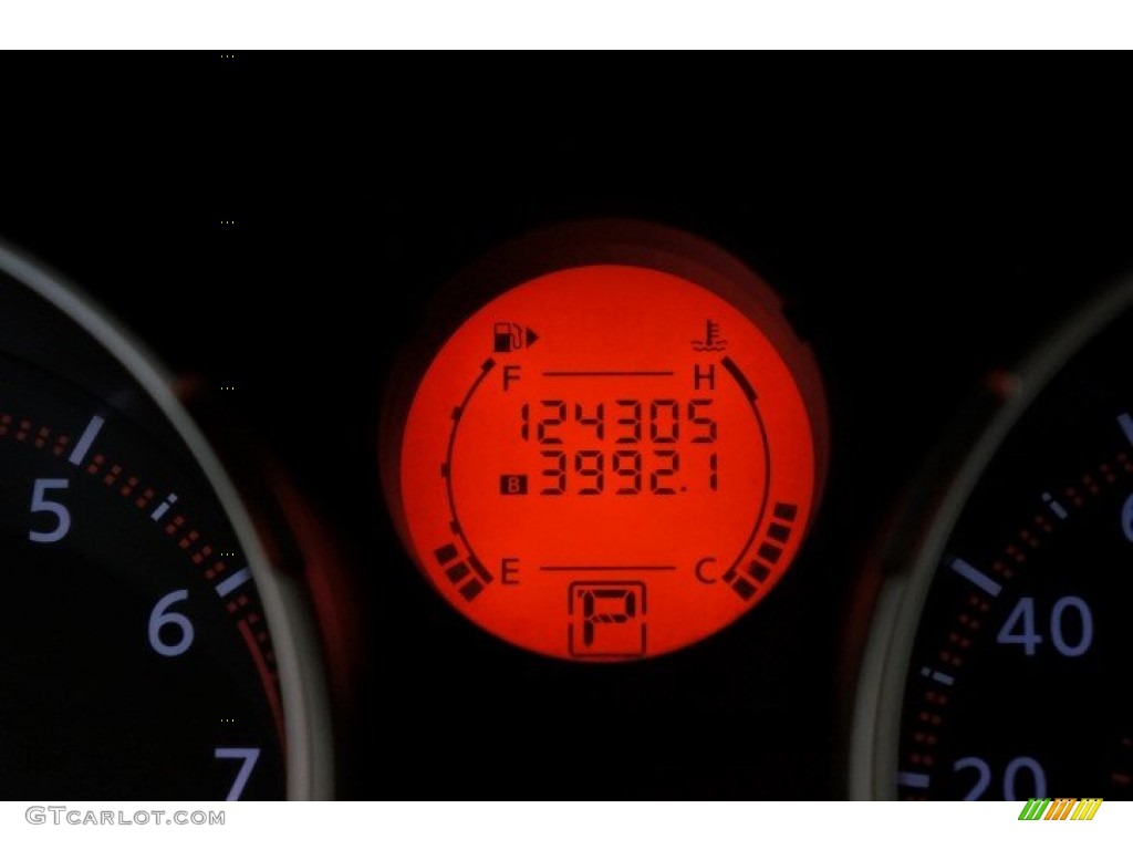 2008 Rogue S AWD - Venom Red Pearl / Gray photo #23