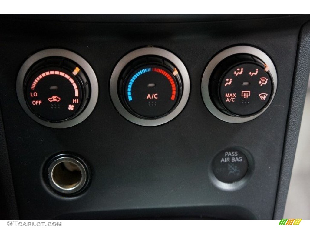 2008 Rogue S AWD - Venom Red Pearl / Gray photo #25
