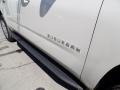 White Diamond Tricoat - Suburban LT 4WD Photo No. 11