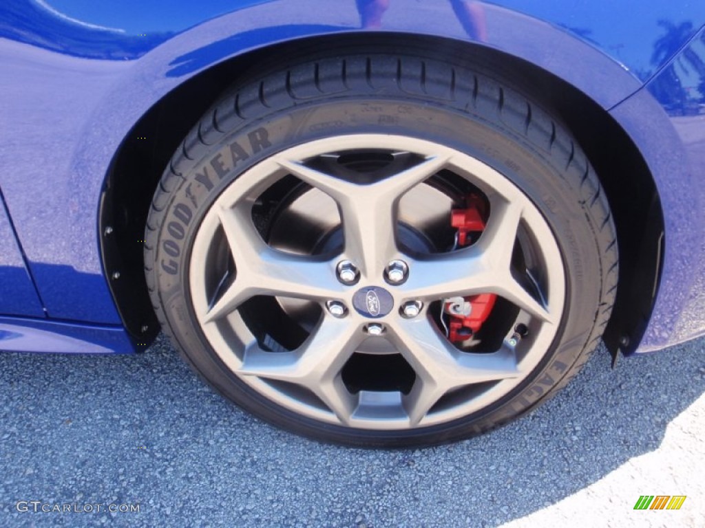 2014 Focus ST Hatchback - Performance Blue / ST Charcoal Black Recaro Sport Seats photo #3