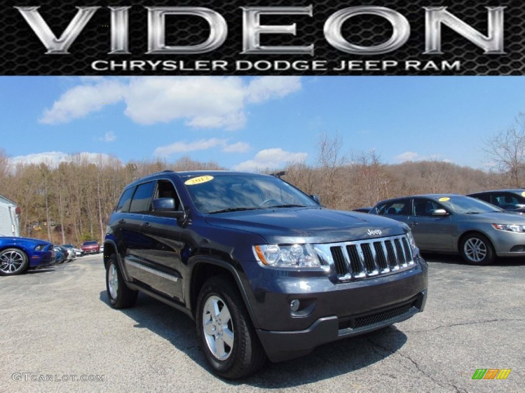 Maximum Steel Metallic Jeep Grand Cherokee