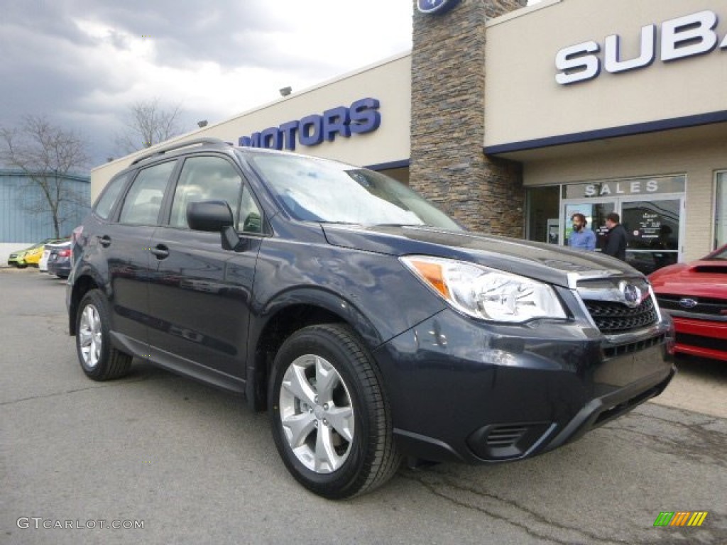 2015 Forester 2.5i - Dark Gray Metallic / Gray photo #1