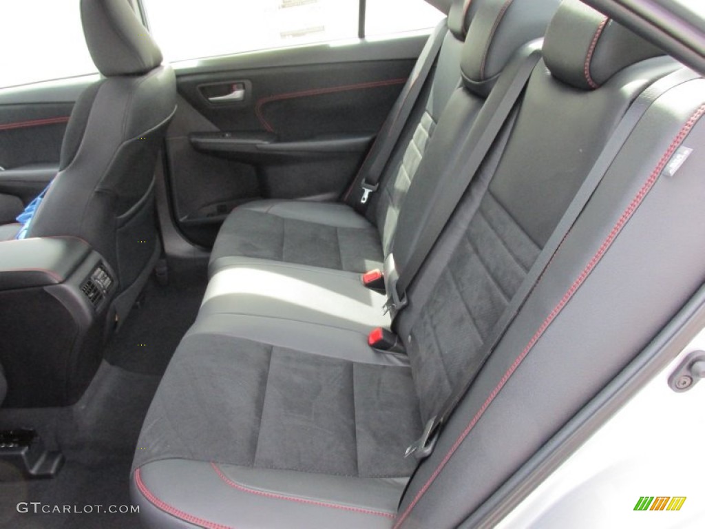 2015 Toyota Camry XSE V6 Rear Seat Photo #102705263
