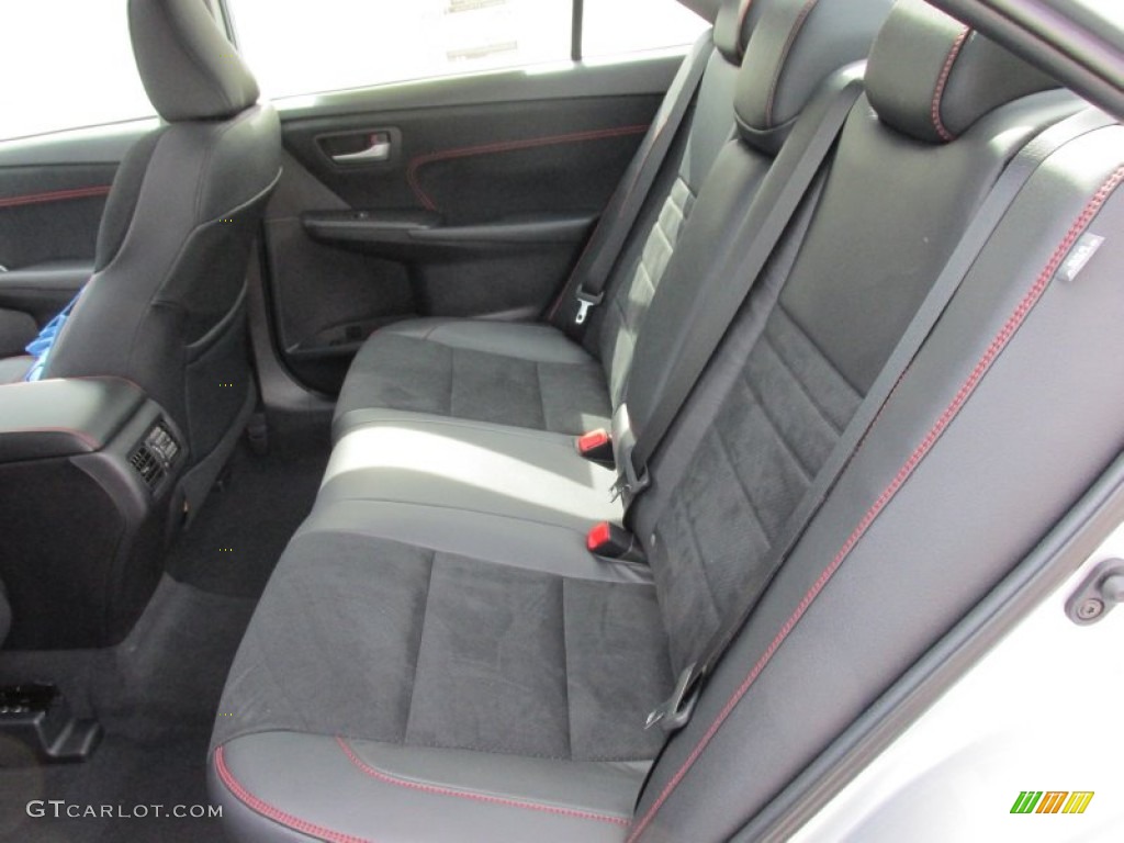 Black Interior 2015 Toyota Camry XSE V6 Photo #102705263