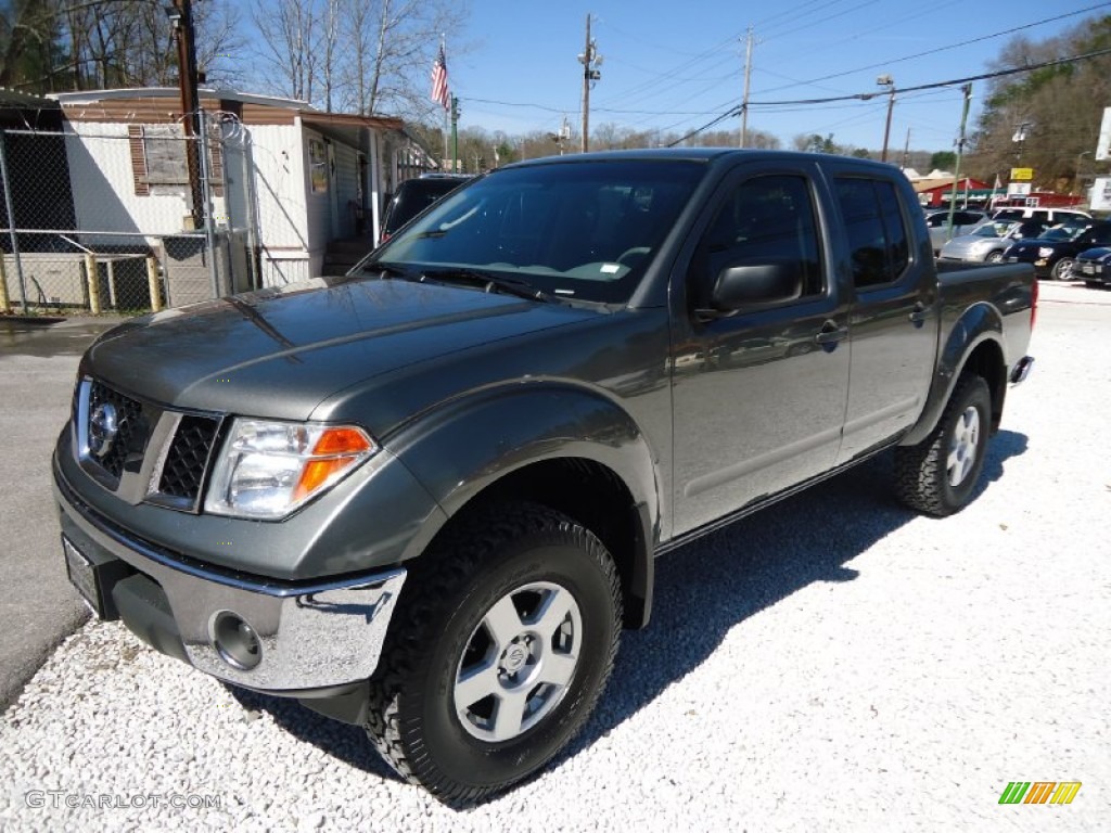 Storm Gray 2006 Nissan Frontier SE Crew Cab 4x4 Exterior Photo #102705968