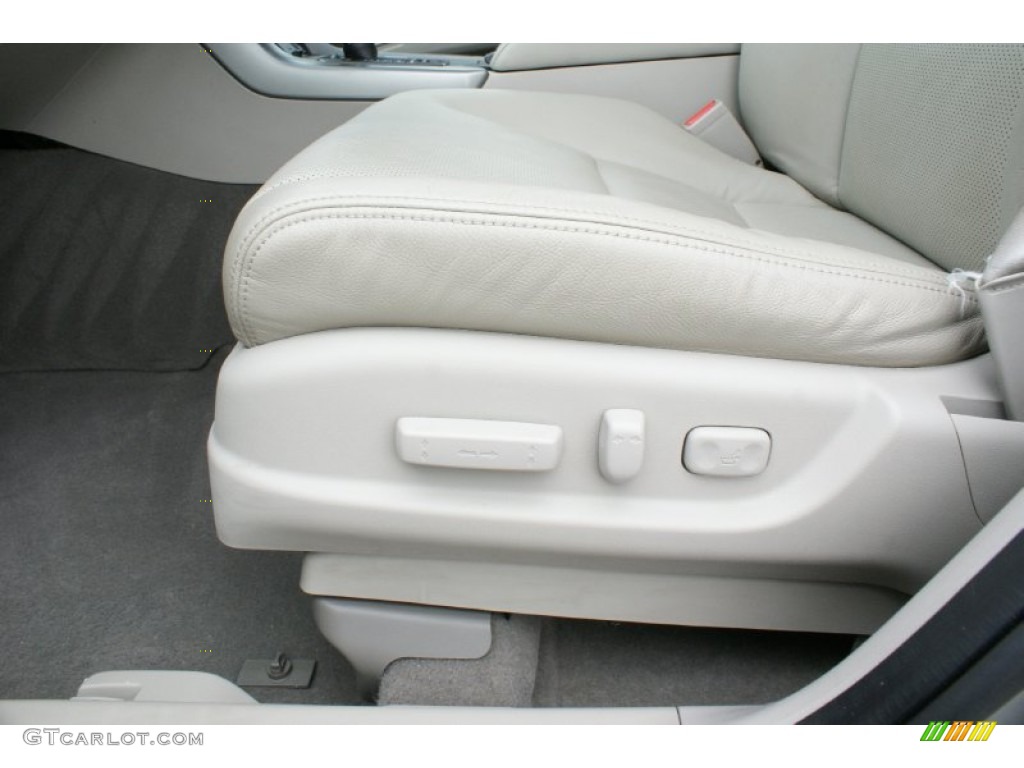 2010 RDX SH-AWD Technology - Palladium Silver Metallic / Ebony photo #25