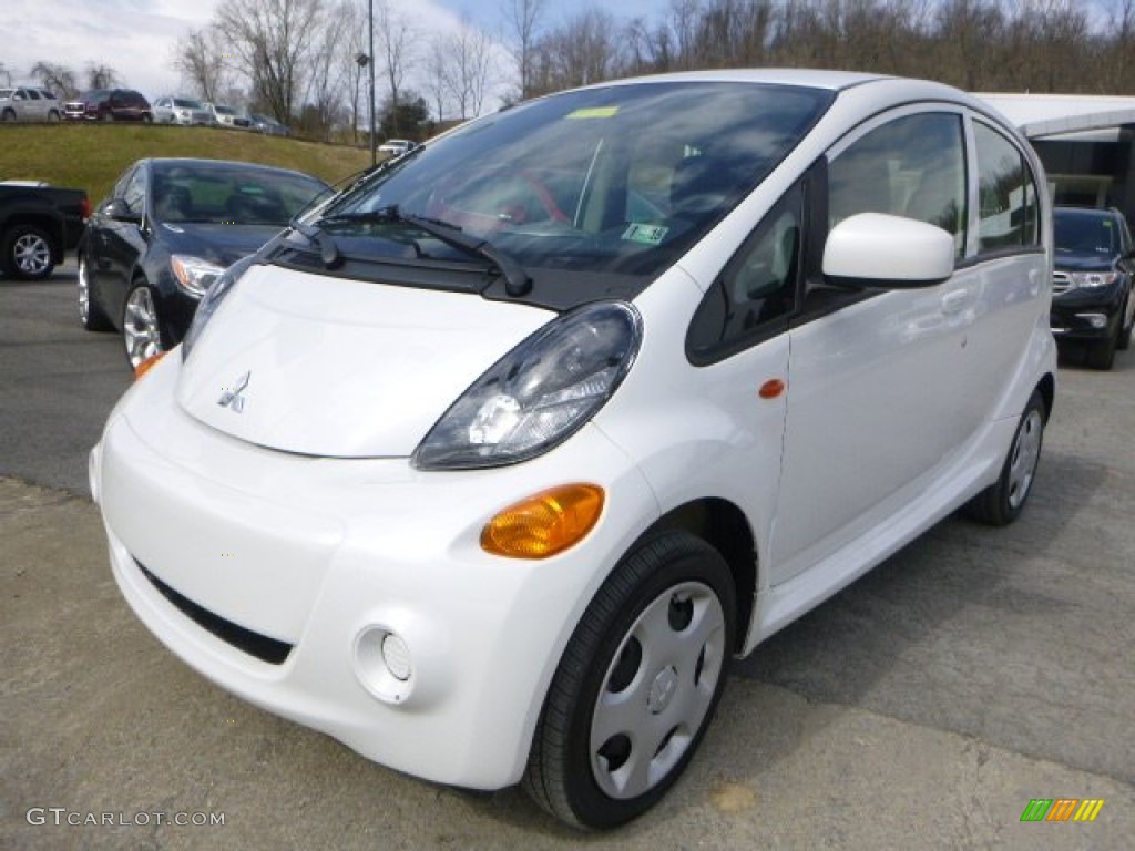 Diamond White Pearl 2012 Mitsubishi i-MiEV SE Exterior Photo #102715184