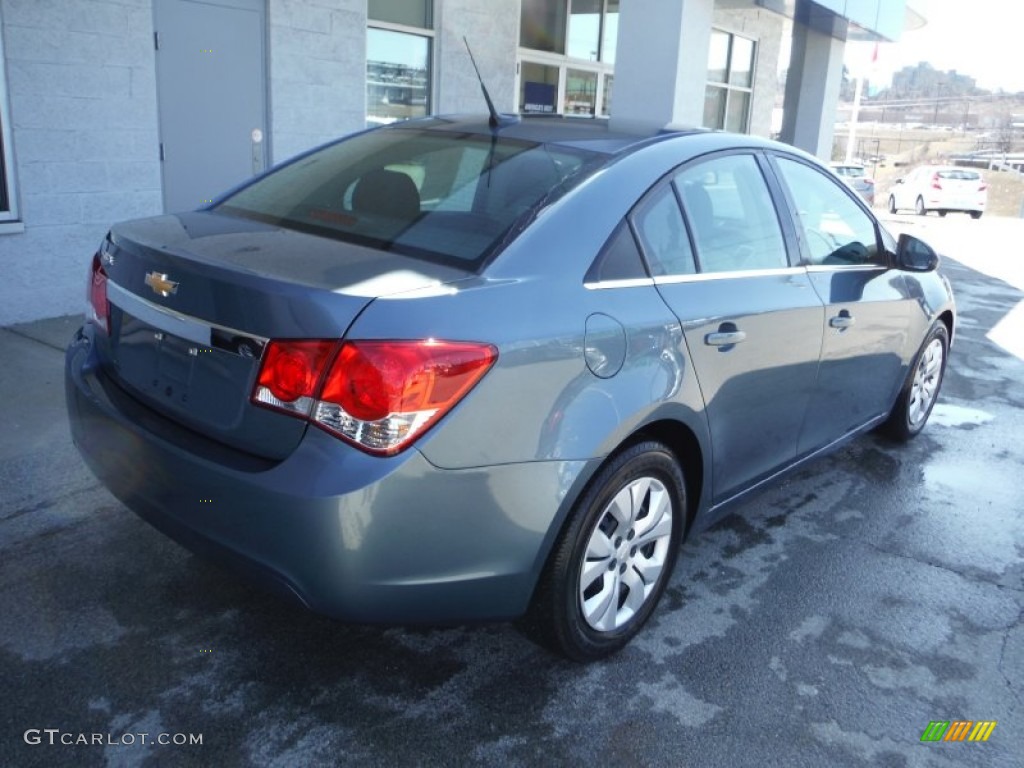 2012 Cruze LS - Blue Granite Metallic / Jet Black/Medium Titanium photo #9