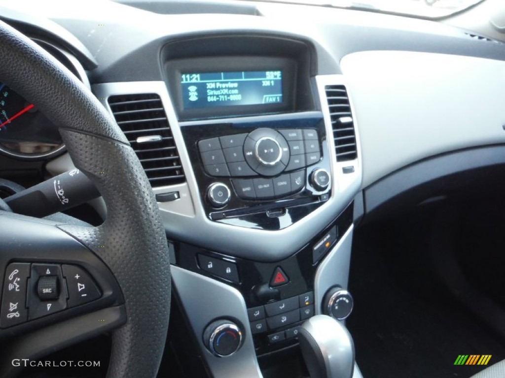 2012 Cruze LS - Blue Granite Metallic / Jet Black/Medium Titanium photo #12
