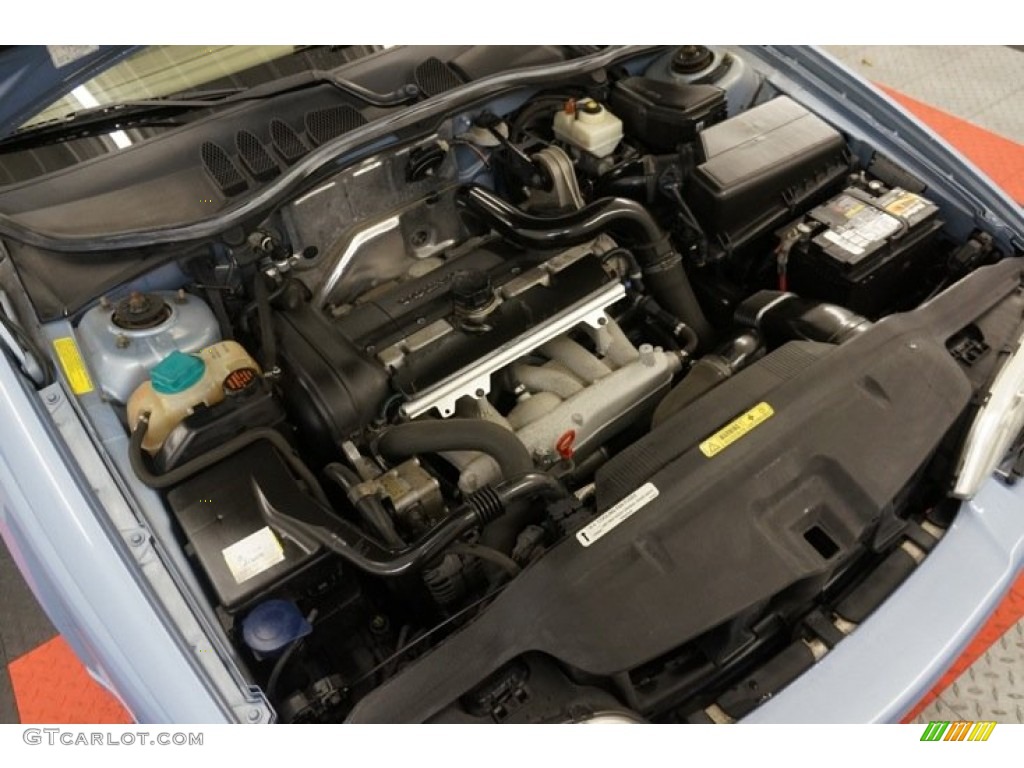 2004 Volvo C70 Low Pressure Turbo Engine Photos