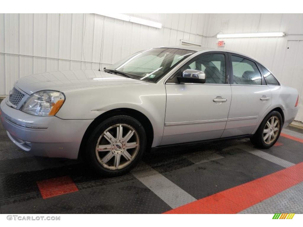 2005 Five Hundred Limited AWD - Silver Frost Metallic / Black photo #2