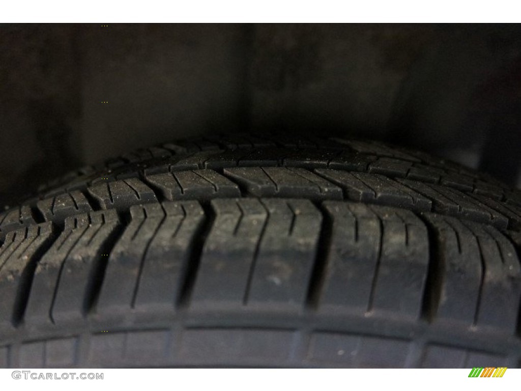 2005 Civic Hybrid Sedan - Magnesium Metallic / Gray photo #52