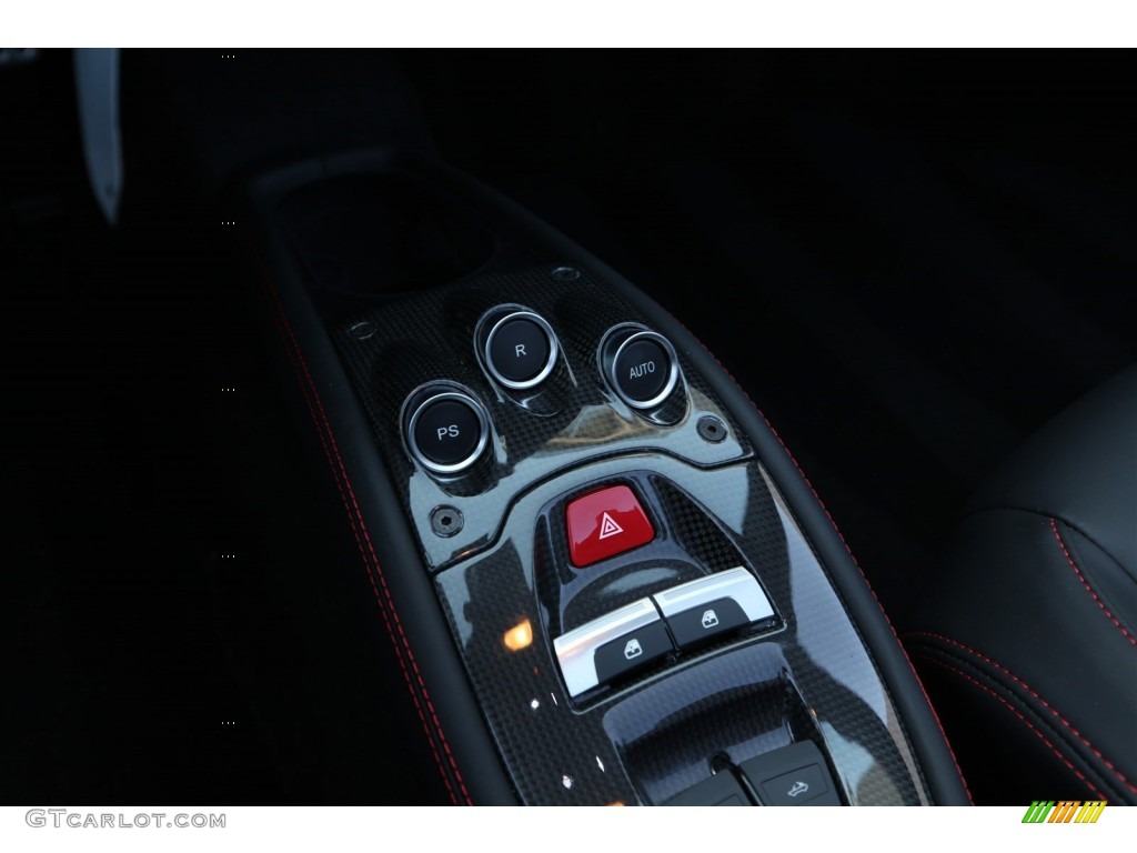 2014 Ferrari 458 Spider Controls Photo #102727166