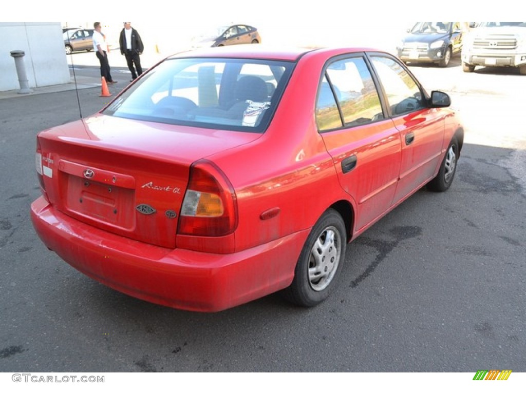 2001 Accent GL Sedan - Retro Red / Gray photo #2