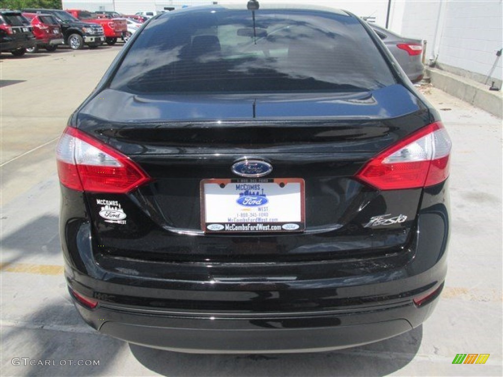 2015 Fiesta S Sedan - Tuxedo Black Metallic / Charcoal Black photo #14