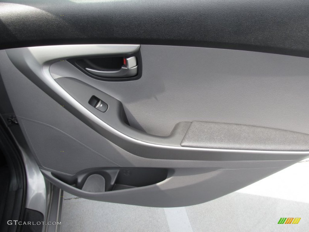 2014 Elantra SE Sedan - Gray / Gray photo #25