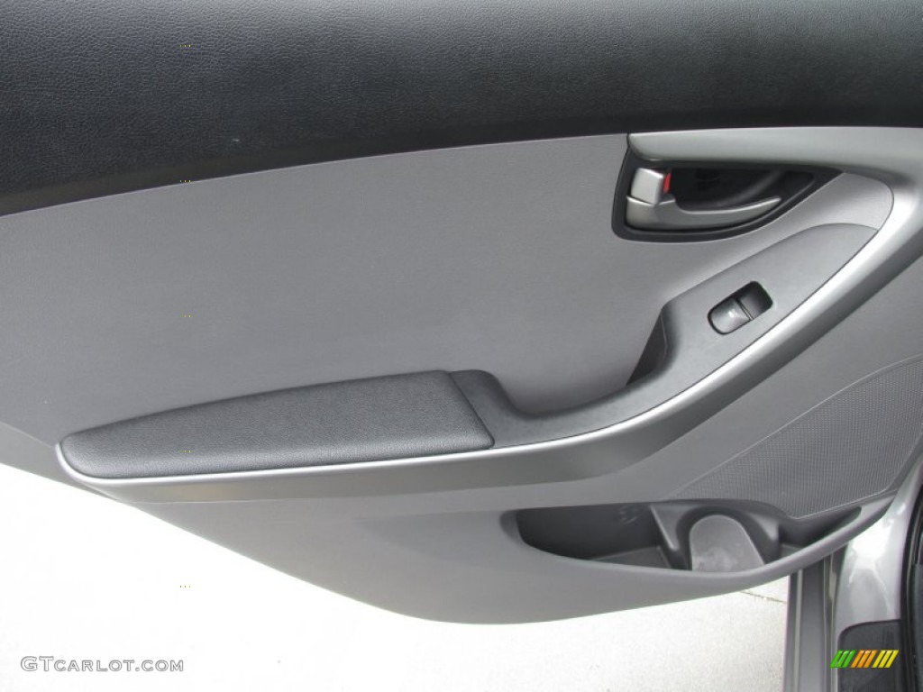 2014 Elantra SE Sedan - Gray / Gray photo #27