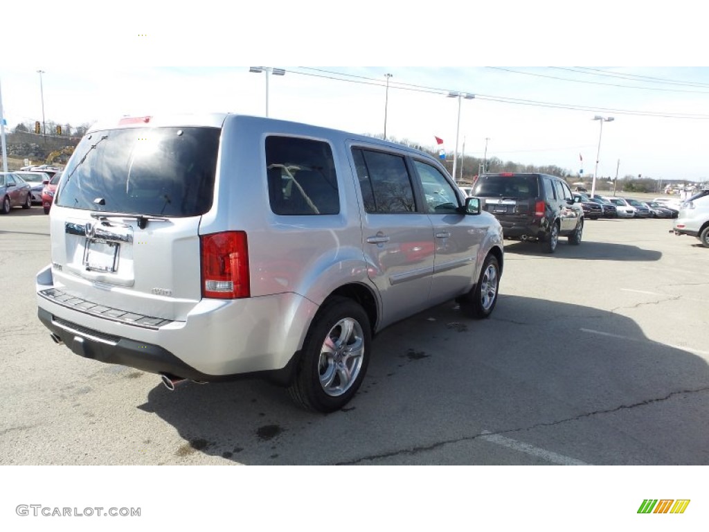 2015 Pilot EX 4WD - Alabaster Silver Metallic / Gray photo #6