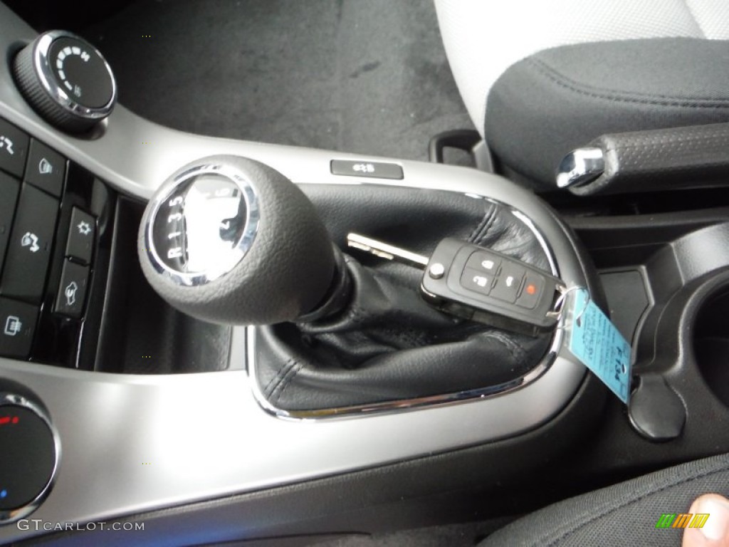 2015 Chevrolet Cruze LS 6 Speed Manual Transmission Photo #102739399