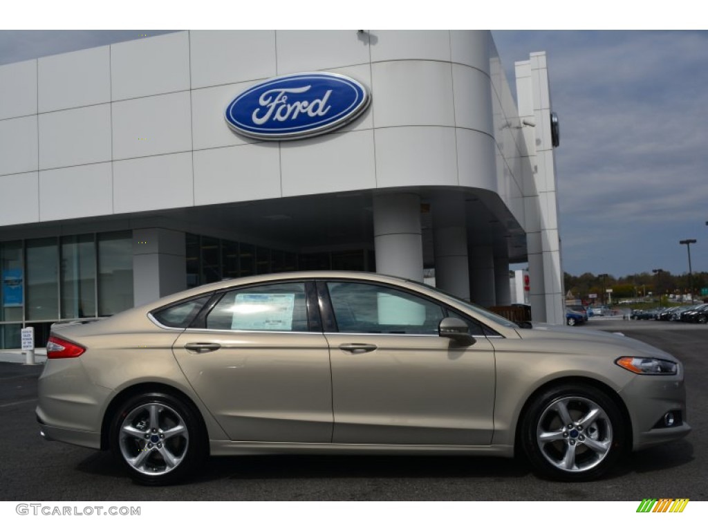 2015 Fusion SE - Tectonic Silver Metallic / Charcoal Black photo #2