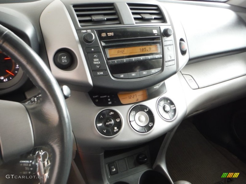 2006 RAV4 Limited 4WD - Nautical Blue Metallic / Ash photo #17