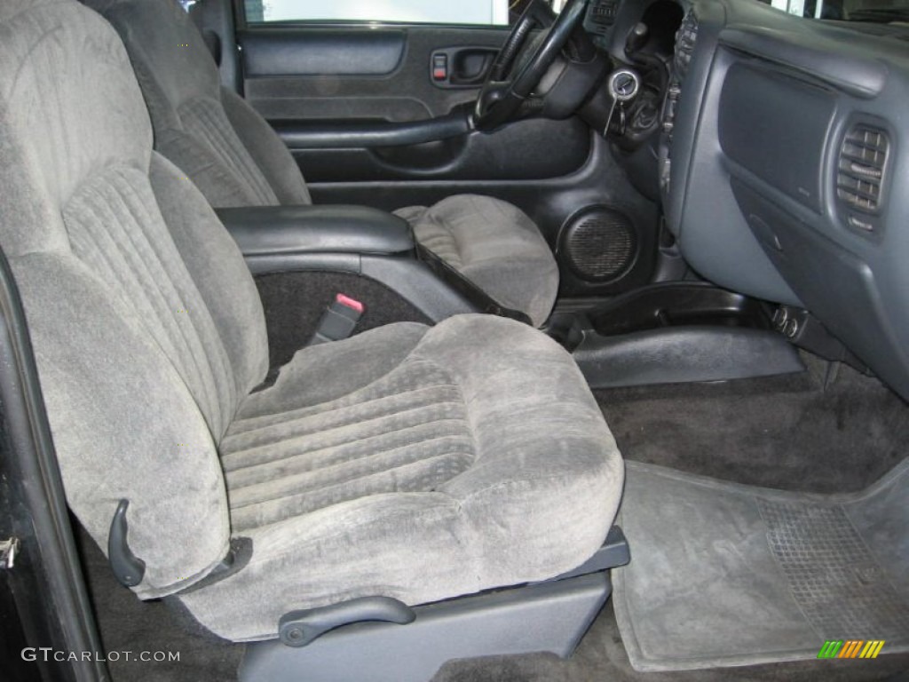 2002 S10 LS Extended Cab 4x4 - Onyx Black / Graphite photo #11