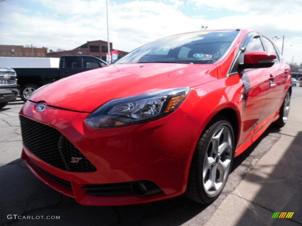 2014 Focus ST Hatchback - Race Red / ST Charcoal Black photo #7