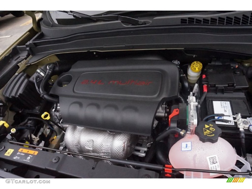 2015 Jeep Renegade Latitude 2.4 Liter SOHC 16-Valve MultiAir 4 Cylinder Engine Photo #102752437