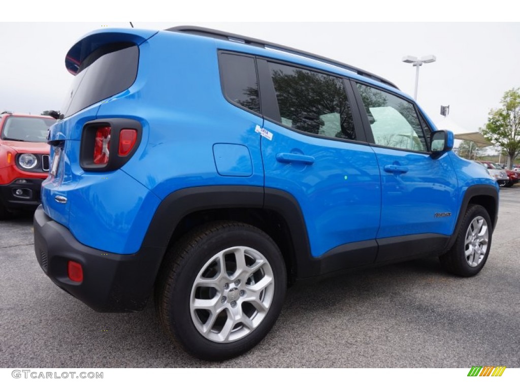 2015 Renegade Latitude - Sierra Blue / Black photo #3
