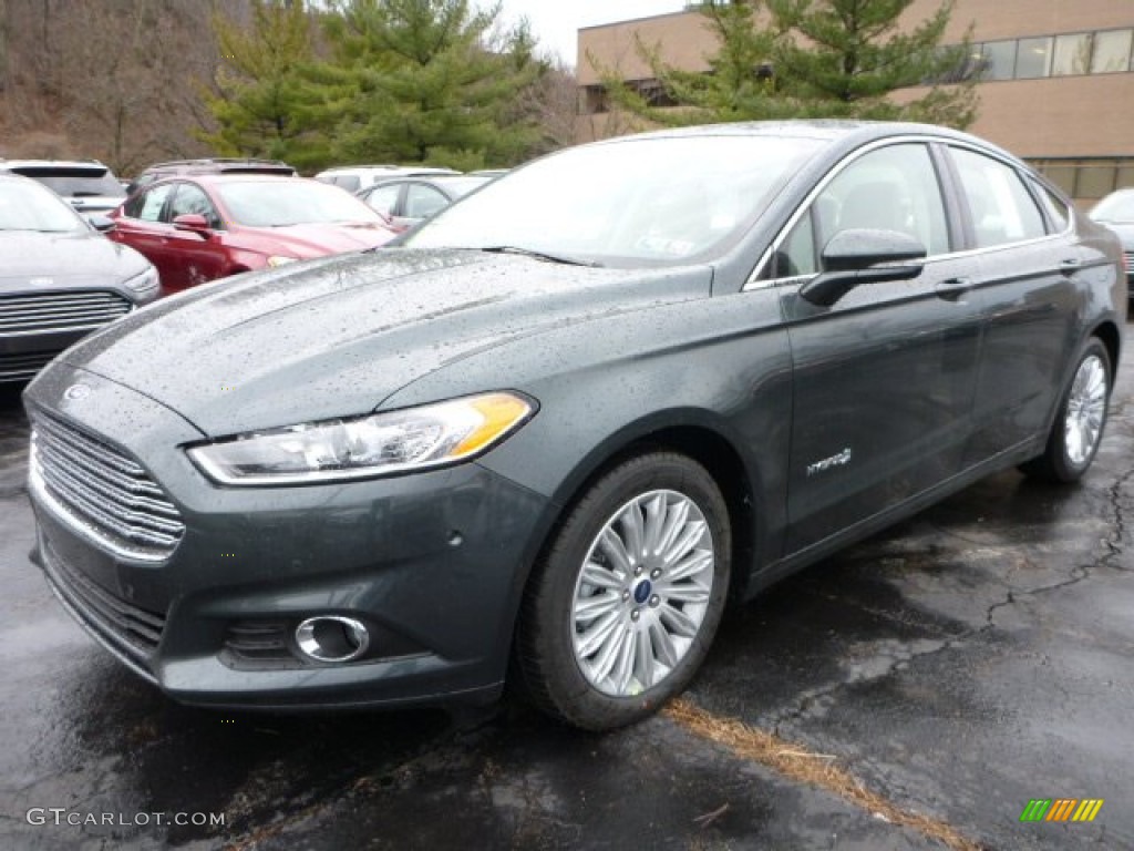 2015 Fusion Hybrid SE - Guard Metallic / Dune photo #5