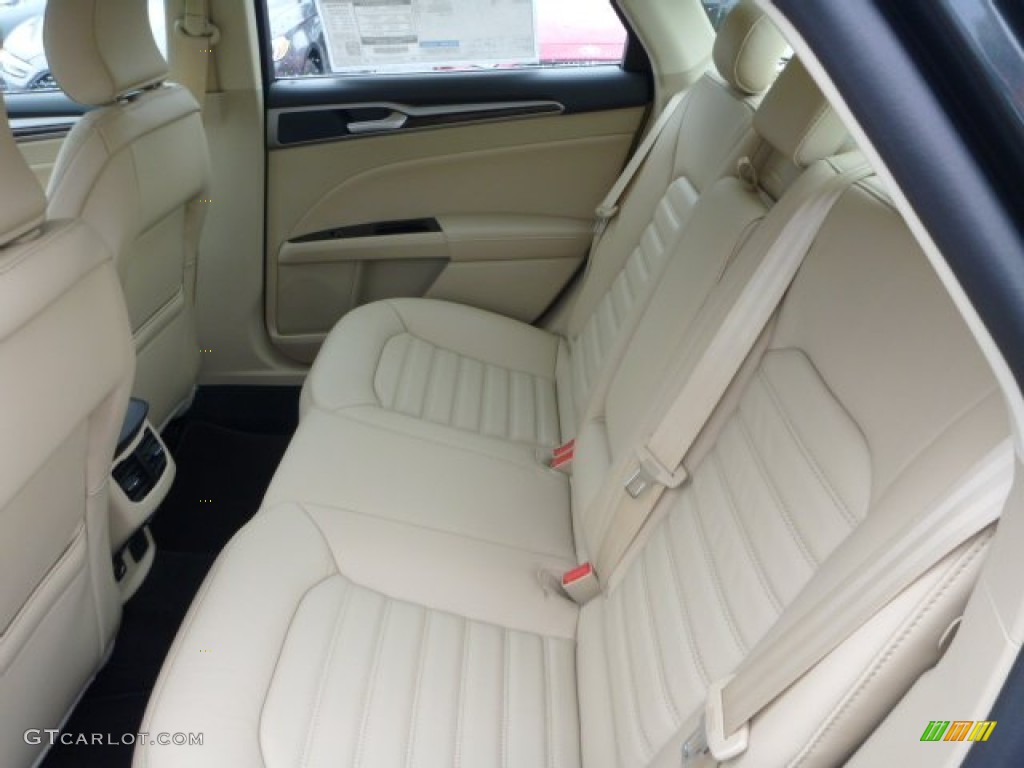2015 Fusion Hybrid SE - Guard Metallic / Dune photo #9
