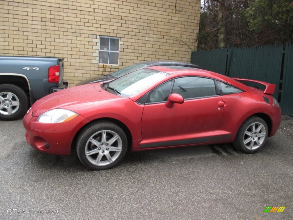 2008 Eclipse SE Coupe - Rave Red / Dark Charcoal photo #2