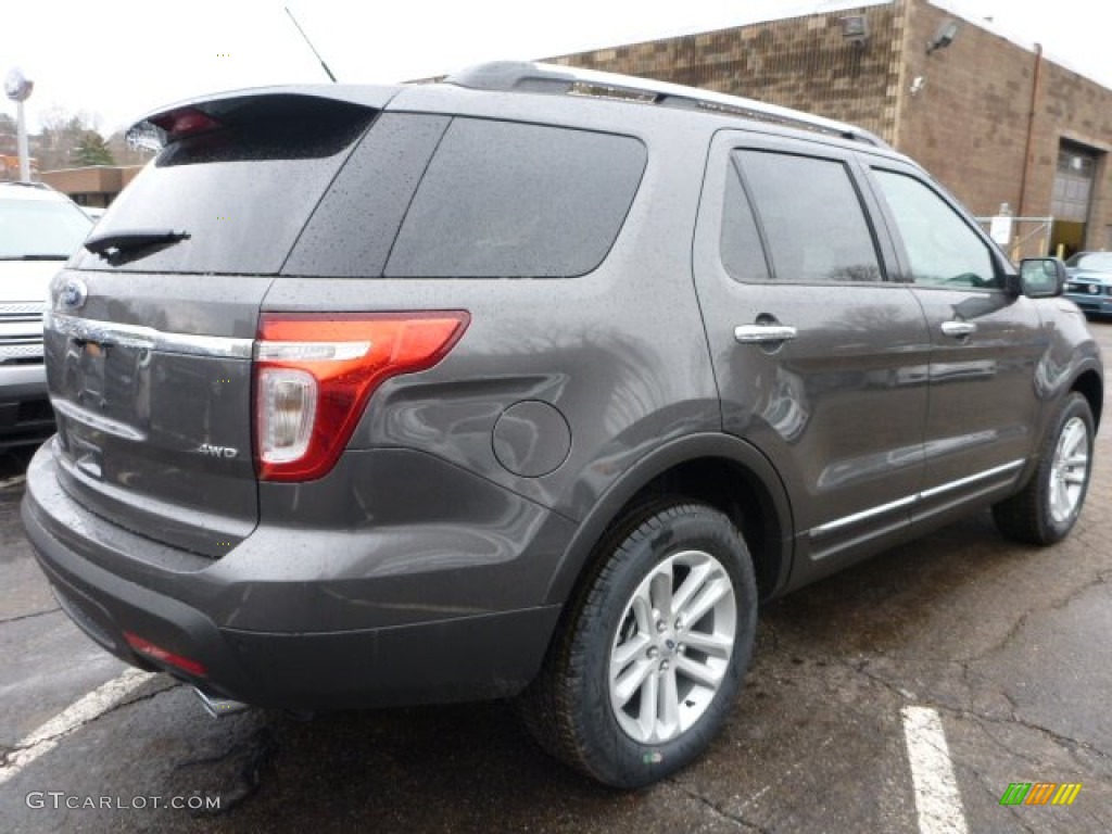 2015 Explorer XLT 4WD - Magnetic / Charcoal Black photo #2
